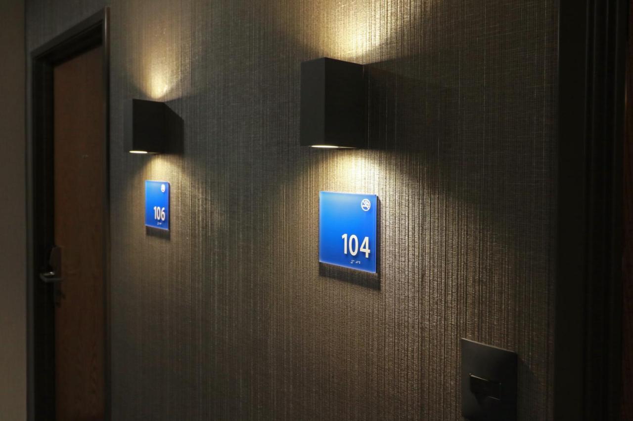 Holiday Inn Express - Monterrey - Fundidora By Ihg ภายนอก รูปภาพ