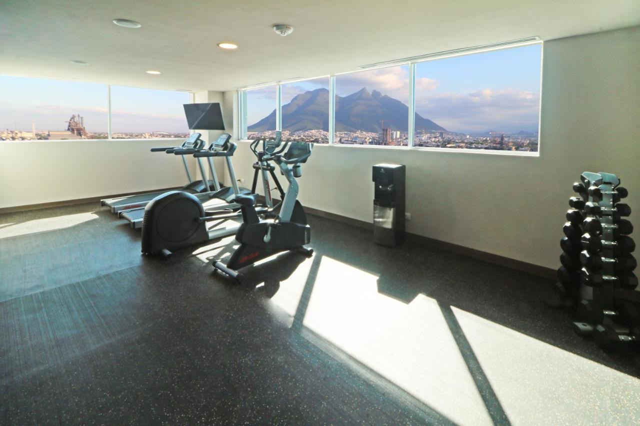 Holiday Inn Express - Monterrey - Fundidora By Ihg ภายนอก รูปภาพ