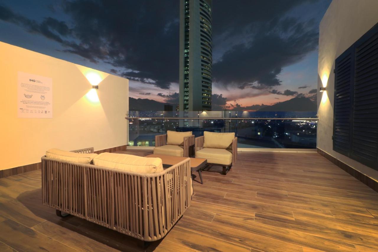 Holiday Inn Express - Monterrey - Fundidora By Ihg ภายนอก รูปภาพ