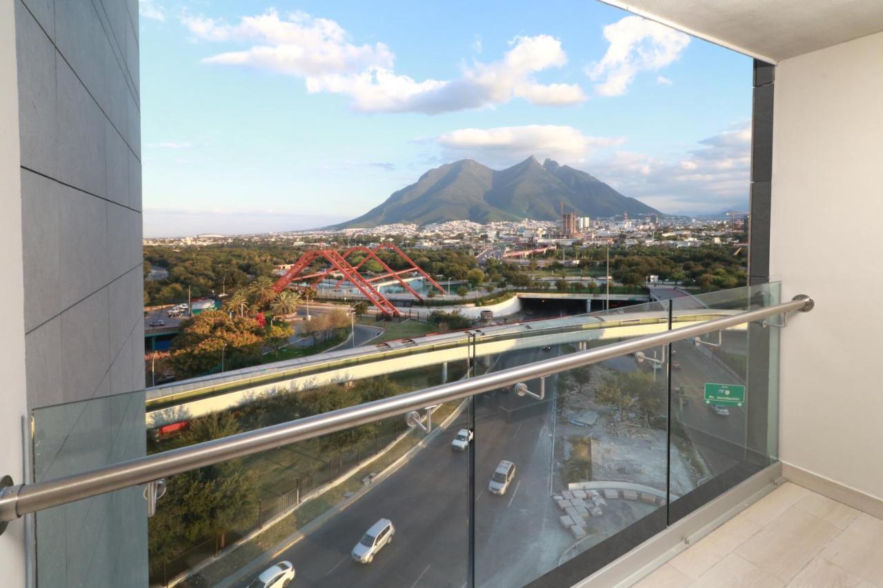 Holiday Inn Express - Monterrey - Fundidora By Ihg ภายนอก รูปภาพ